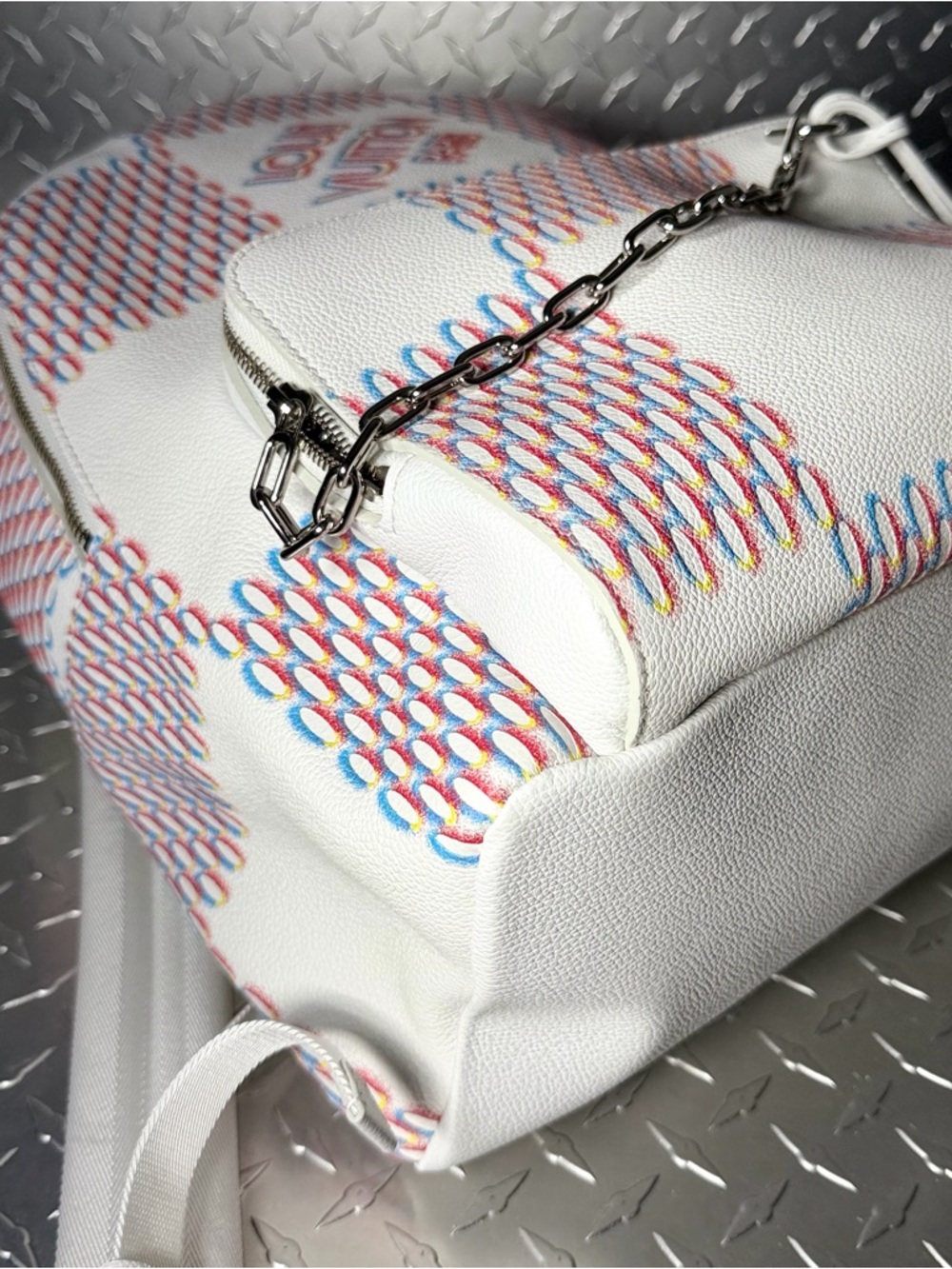 Louis Vuitton Limited Edition Virgil Damier Spray Racer Backpack in White - Picture 4 of 11